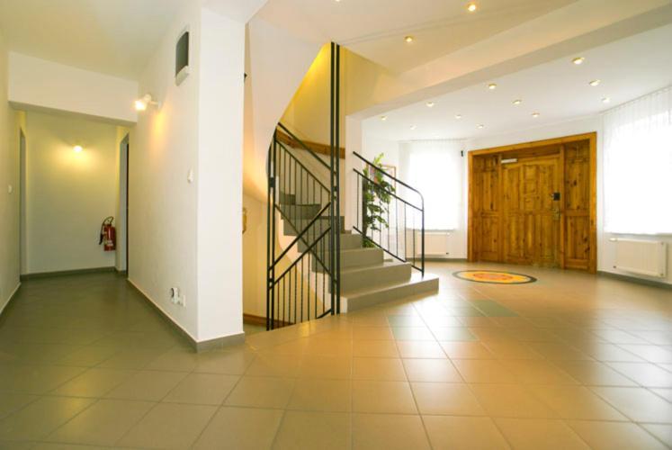 Dom Sonia Apartment นีคอร์เซ ภายนอก รูปภาพ